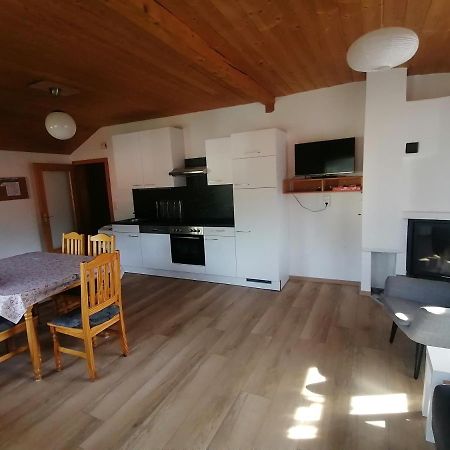 Ferienwohnung Mary 弗利斯 外观 照片